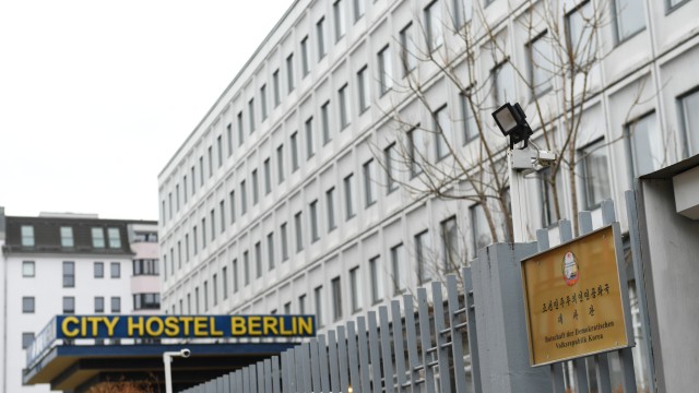 독일 북한대사관 건물을 임차해 운영하던 호스텔은 2020년 당국의 영업 중단 명령을 받았고 현재는 비어있다.