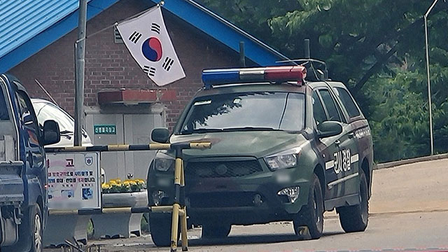 [단독] 군, 신병교육대 ‘얼차려’ 혐의자 2명으로 특정해 경찰 이첩