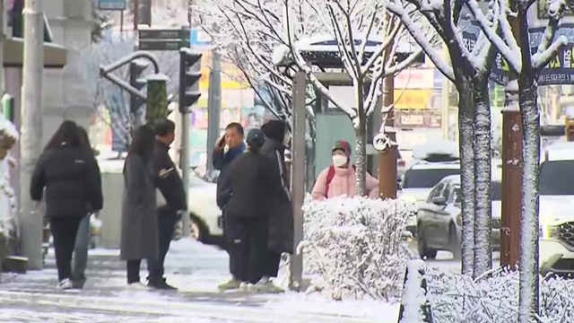 전북 6개 시군 대설특보…내일까지 최대 15㎝ 더 온다