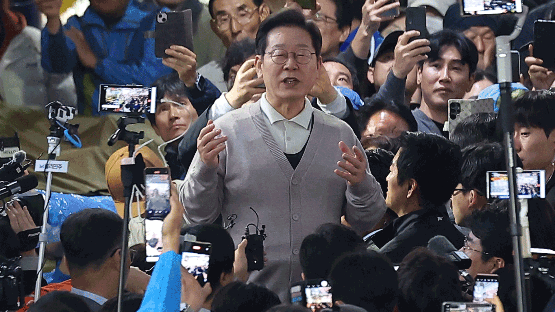 이재명, ‘험지’ 경북 경청 투어…민주당 “김·한 권력투쟁”