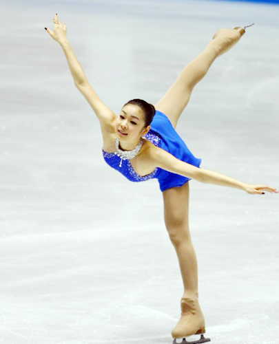 피겨여왕 김연아가 5일 일본 도쿄 요요기 제1체육관에서 열린 '2009 ISU 그랑프리 파이널' 프리스케이팅에서 안도 미키를 누르고 역전 우승을 했다.