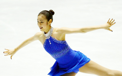 피겨여왕 김연아가 5일 일본 도쿄 요요기 제1체육관에서 열린 '2009 ISU 그랑프리 파이널' 프리스케이팅에서 안도 미키를 누르고 역전 우승을 했다.