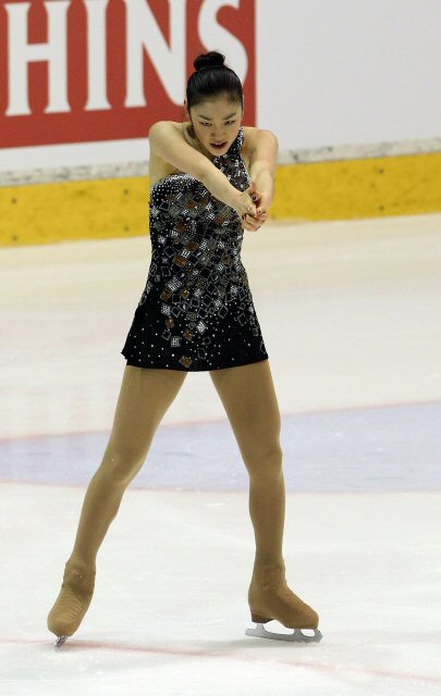 세계 피겨스케이팅 선수권대회 2연패에 도전하는 '피겨 퀸' 김연아가 26일 오후 이탈리아 토리노 타졸리 빙상장에서 열린 드레스 리허설에서 멋진 연기를 하고 있다.