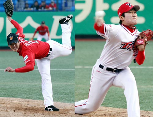29일 광주 무등경기장에서 열린 2010 프로야구 기아 타이거즈-SK 와이번스 경기, SK 선발 투수 김광현(사진 왼쪽)과 기아 선발투수 전태현이 역투하고 있다.