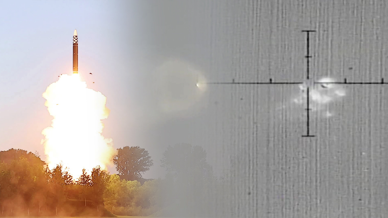 ‘비정상 비행’ 뒤 산산조각…군, 북 미사일 폭발 장면 공개