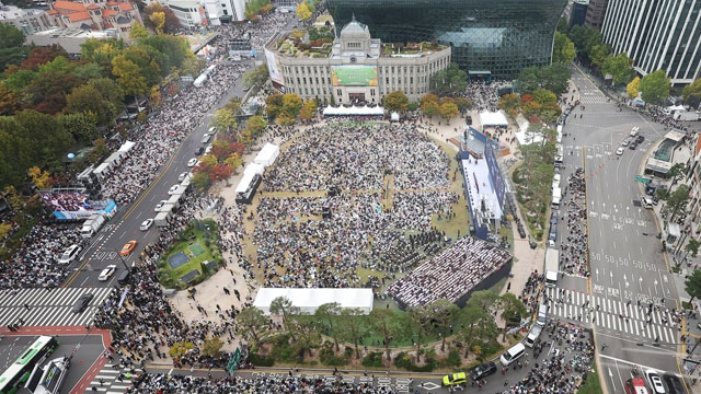 “동성애 반대” 서울 도심 종교단체 집회…교통 혼잡 극심