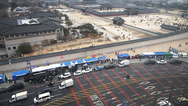 오세훈, 헌재 인근 야당 천막에 “변상금 부과 등 검토”