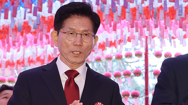 김문수 “당무우선권 침해 중단하라”…지도부 정면 비판