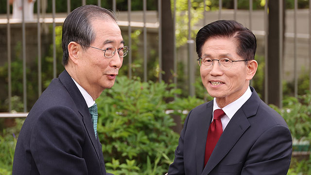 김문수-한덕수 ‘여론조사 역선택 방지 이견’…협상 난항