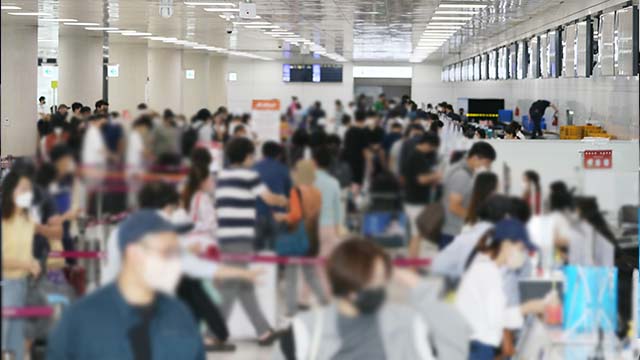 제주 초속 30m 강풍에 항공편 차질…피해 신고 접수