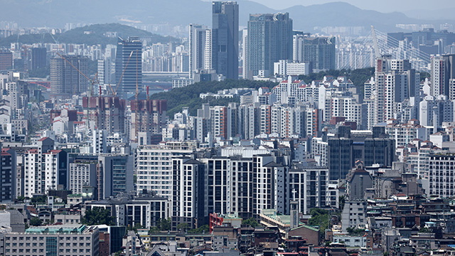 서울 ‘불장’ 지방 ‘얼음장’…집값 양극화 OECD 최고 수준