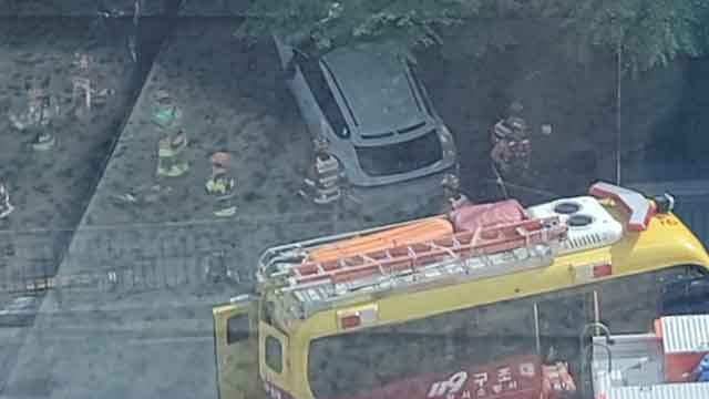 서울 마포구 상암동서 SUV 차량이 인도로 돌진…보행자 1명 숨져