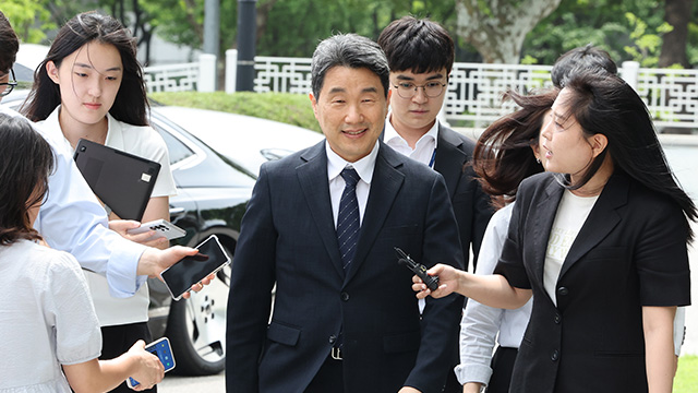 이주호 장관·박종준 전 경호처장 ‘내란 특검’ 조사 후 귀가