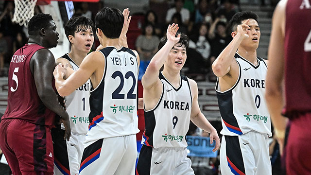 이현중·여준석 ‘해외파’에 이정현·유기상 ‘국내파’도 펄펄…남자농구, 카타르에 대승