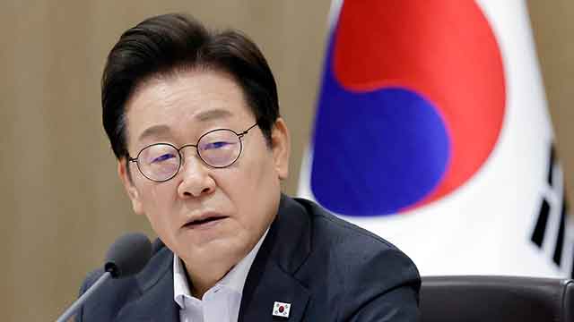 이 대통령, ‘소비쿠폰 색상 차별’ 시정 지시…“전형적 행정편의주의”