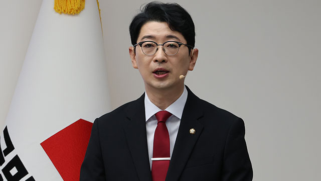 국민의힘 주진우, 이춘석 탈당에 “위장탈당쇼, 법사위원장직 야당에 넘겨야”