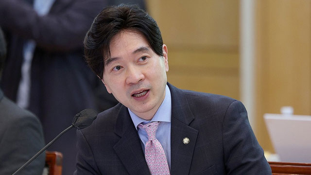 국민의힘 “윤미향 사면, 이완용을 친일명단서 빼자는 것”