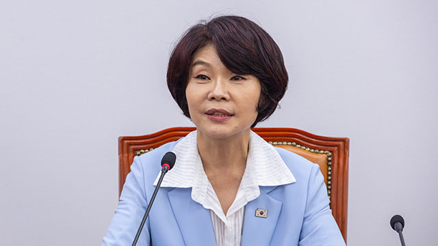 한정애 “주식 양도세 대주주 기준 ‘50억 원 유지’ 정부에 전달”