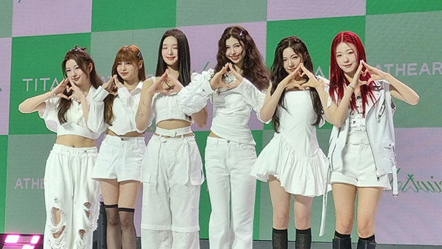 신인 걸그룹 ‘앳하트’ 데뷔…“K-팝의 새로운 패러다임 되겠다”