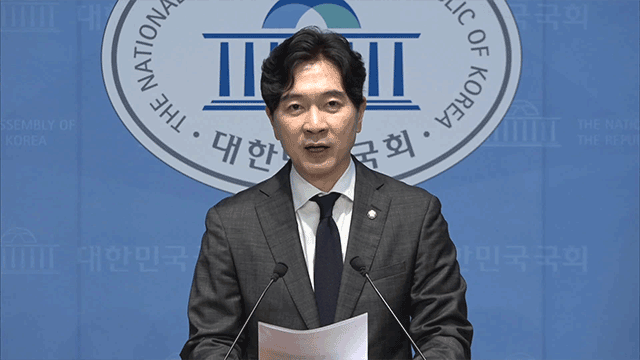 국민의힘 “‘출마 시사’ 조국, 안하무인…이재명 정부 발목 잡을 뿐”