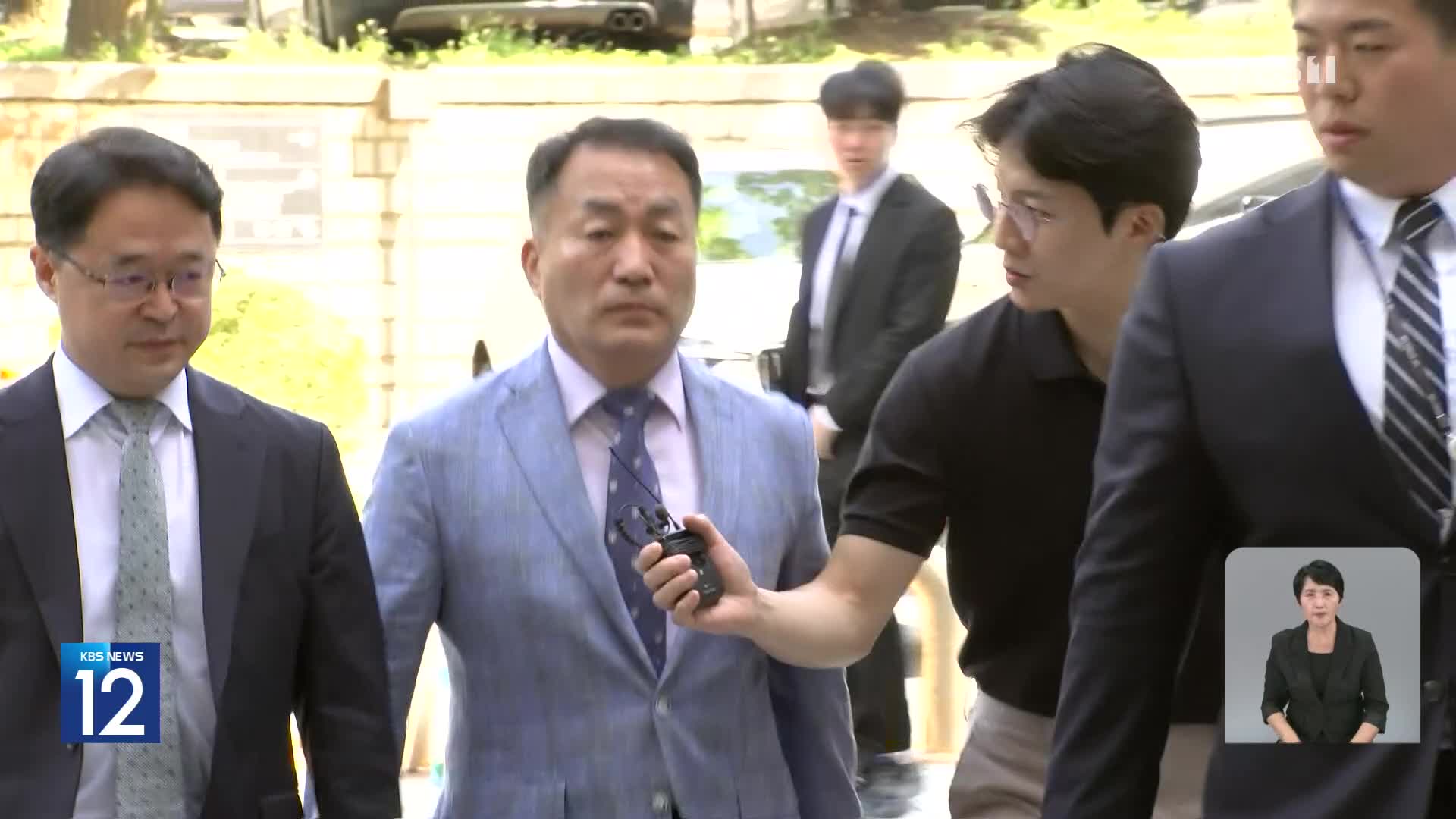 ‘VIP 격노설 부인’ 김계환 전 해병대사령관 구속 기로