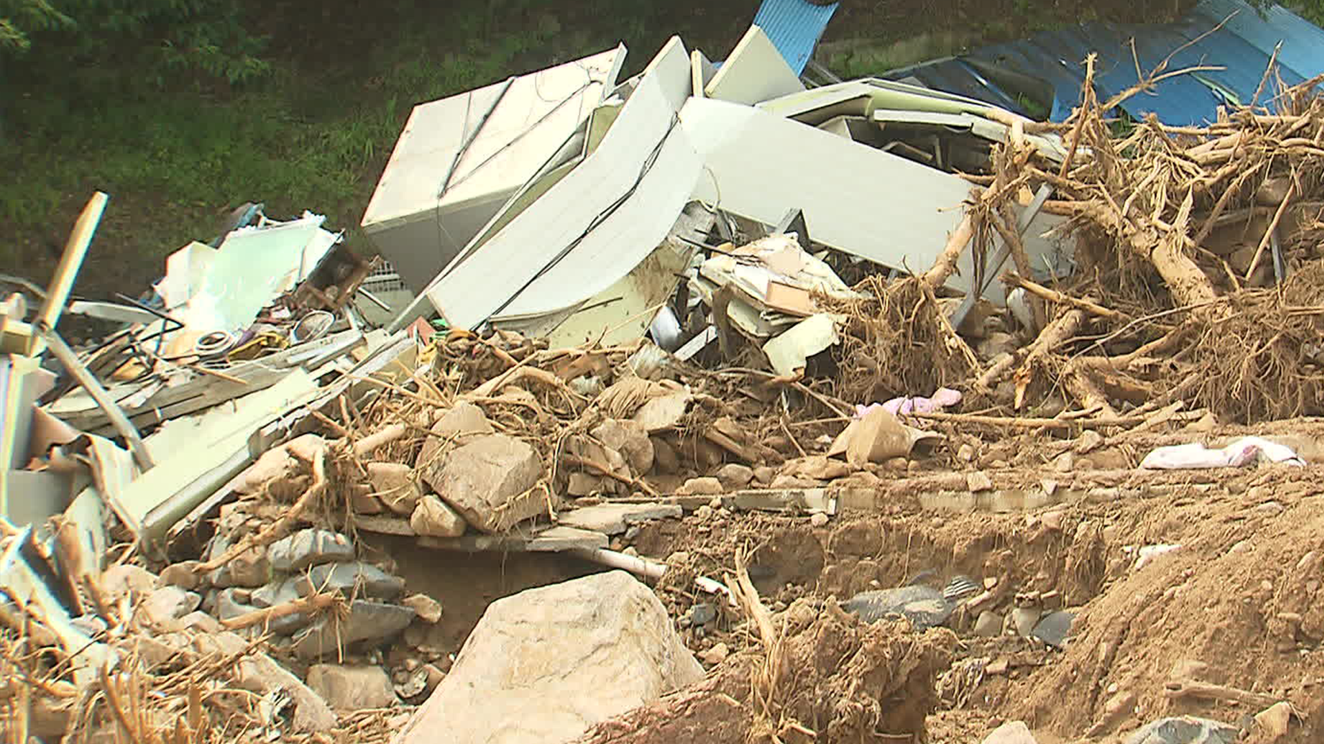 Flood strikes Sancheong after fire