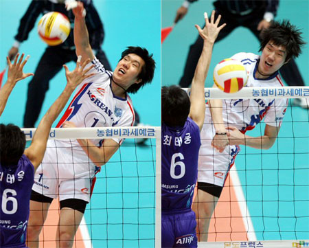  5일 인천도원체육관에서 열린 프로배구 07-08 NH농협리그 대한항공 대 삼성화재와의 경기에서 대한항공 신영수가 삼성화재 최태웅의 블로킹 속에 스파이크를 하고 있다. 