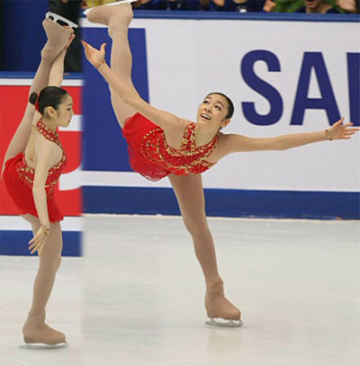  '피겨 퀸' 김연아가 8일 오후 베이징 수도체육관에서 열린 2008-2009 국제빙상경기연맹(ISU) 시니어 피겨스케이팅 그랑프리 3차 대회 '컵 오브 차이나' 여자 싱글 프리스케이팅에서 우아한 스파이럴 연기를 펼치고 있다. 