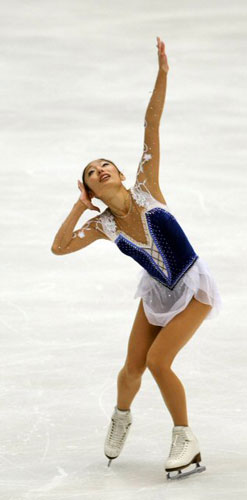 안도 미키(일본)가 8일 오후 베이징 수도체육관에서 열린 2008-2009 국제빙상경기연맹(ISU) 시니어 피겨스케이팅 그랑프리 3차 대회 '컵 오브 차이나' 여자 싱글 프리스케이팅에서 우아한 연기를 펼치고 있다. 