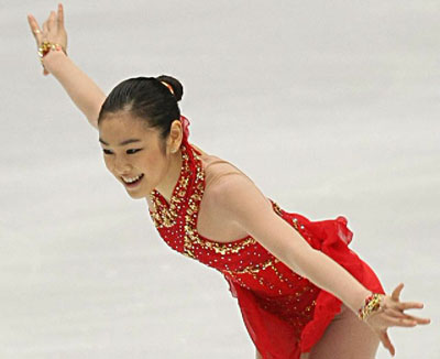 '피겨 퀸' 김연아가 8일 오후 베이징 수도체육관에서 열린 2008-2009 국제빙상경기연맹(ISU) 시니어 피겨스케이팅 그랑프리 3차 대회 '컵 오브 차이나' 여자 싱글 프리스케이팅에서 역동적인 연기를 펼치고 있다. 