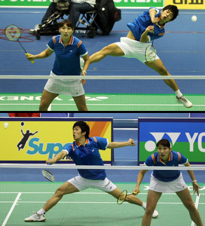   16일 오후 서울 올림픽 제2체육관에서 열린 '2009 요넥스코리아오픈 배드민턴 슈퍼시리즈' 혼합복식 8강전에서 이용대-이효정이 인도네시아 커니아완-이라와티를 상대로 공격을 하고 있다. 