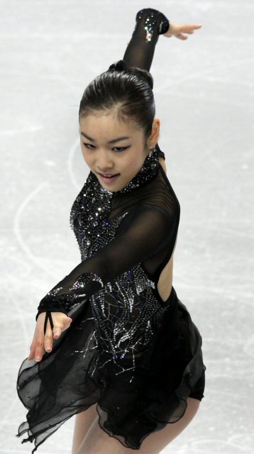 '피겨 퀸' 김연아가 5일 오후 밴쿠버 퍼시픽 콜리시움에서 열린 2009 국제빙상경기연맹(ISU) 4대륙 피겨선수권대회 여자 싱글 쇼트프로그램에서 멋진 연기를 선보이고 있다. 