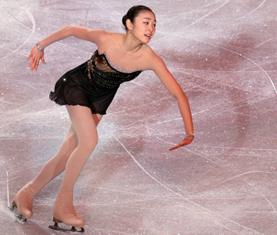 '피겨 퀸' 김연아가 9일 오전 밴쿠버 퍼시픽 콜리시움에서 열린 2009 국제빙상경기연맹(ISU) 4대륙 피겨선수권대회 갈라쇼에서 멋진 연기를 선보이고 있다. 