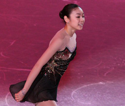 '피겨 퀸' 김연아가 9일 오전 밴쿠버 퍼시픽 콜리시움에서 열린 2009 국제빙상경기연맹(ISU) 4대륙 피겨선수권대회 갈라쇼에서 멋진 연기를 선보이고 있다. 