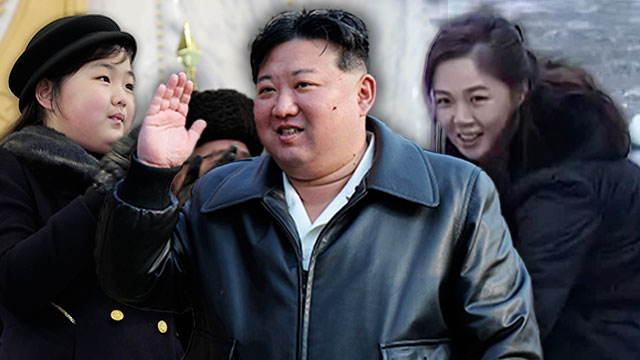 김주애·리설주, 김정은의 사라진 그녀들…<br>‘액세서리’에 불과?  기사 이미지